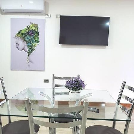 Genova Suites Spacious And Great Location Санта-Крус-де-ла-Сьєрра Екстер'єр фото